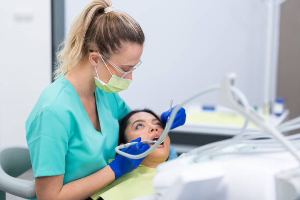 Best Tooth Infection Emergency Dentist  in Bellefontaine Neighbors, MO