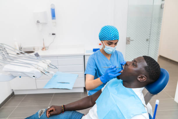 Best Broken Tooth Emergency  in Bellefontaine Neighbors, MO